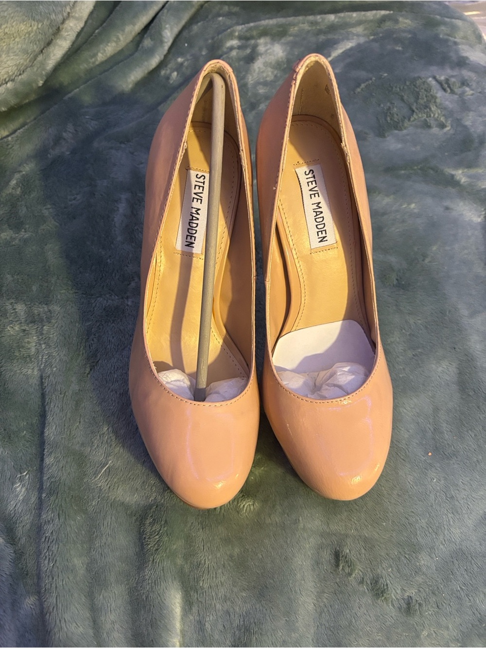 Steve Madden Blush Patent Round-Toe Pumps